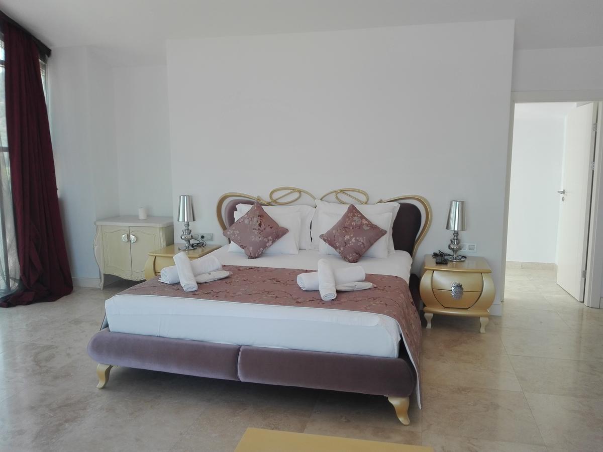 Egesu Marina Guest House Gulluk エクステリア 写真